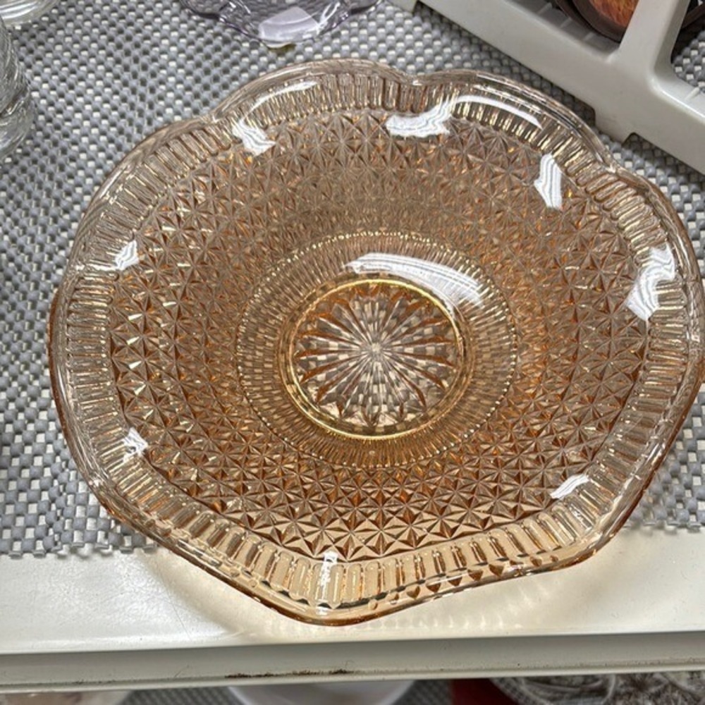Peach Ruffle Edged Glass‎ Dish
